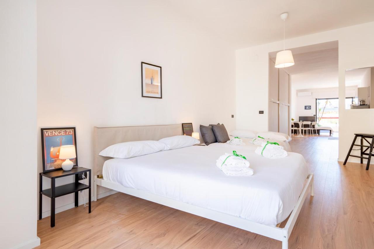 Central & Elegant Loft - With Balcony Bari Buitenkant foto